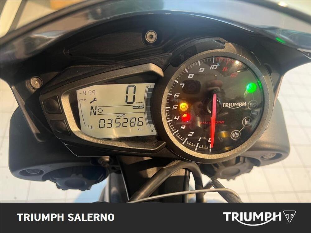 Triumph Speed Triple 1050 R ABS (2016 - 17) (9)