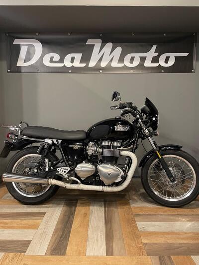 Triumph Thruxton 900 (2004 - 15) usata