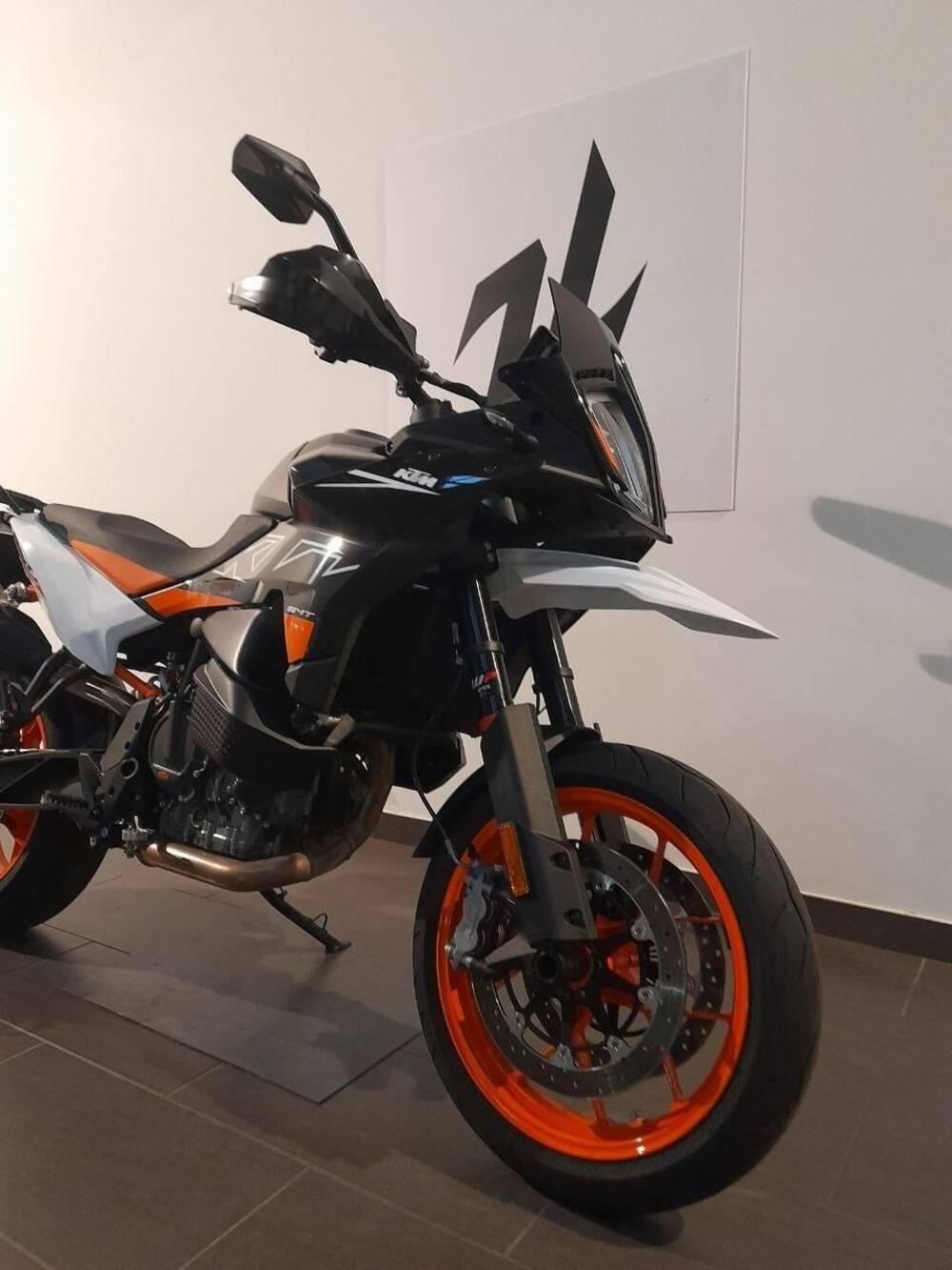 KTM 890 SMT (2023 - 26)