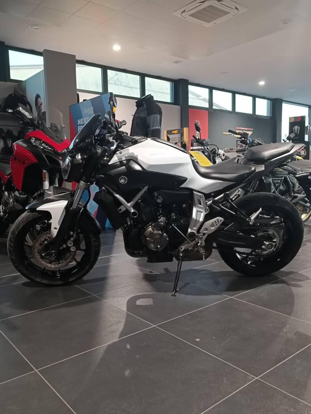 Yamaha MT-07 (2014 - 16) (5)