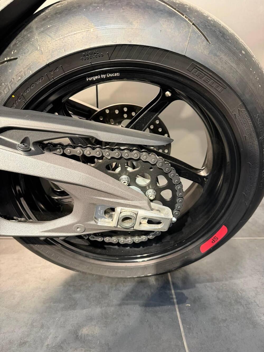 Ducati Panigale V4 S (2025) (18)