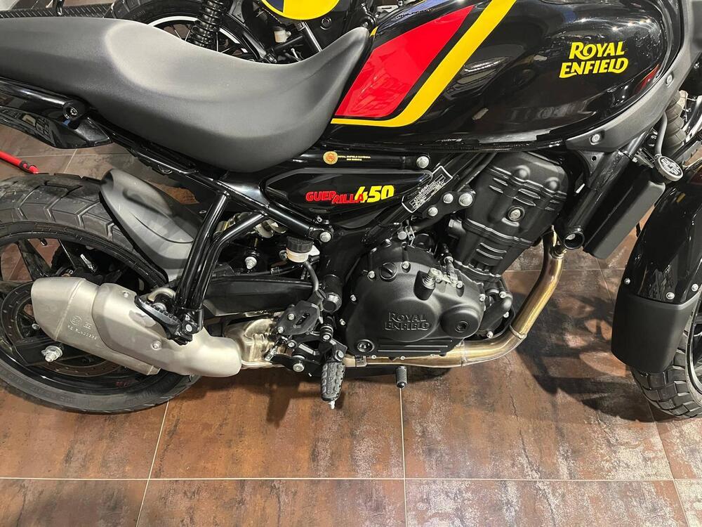 Royal Enfield Guerrilla 450 (2024 - 25) (2)