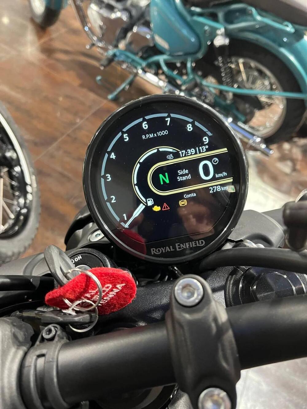 Royal Enfield Guerrilla 450 (2024 - 25) (4)