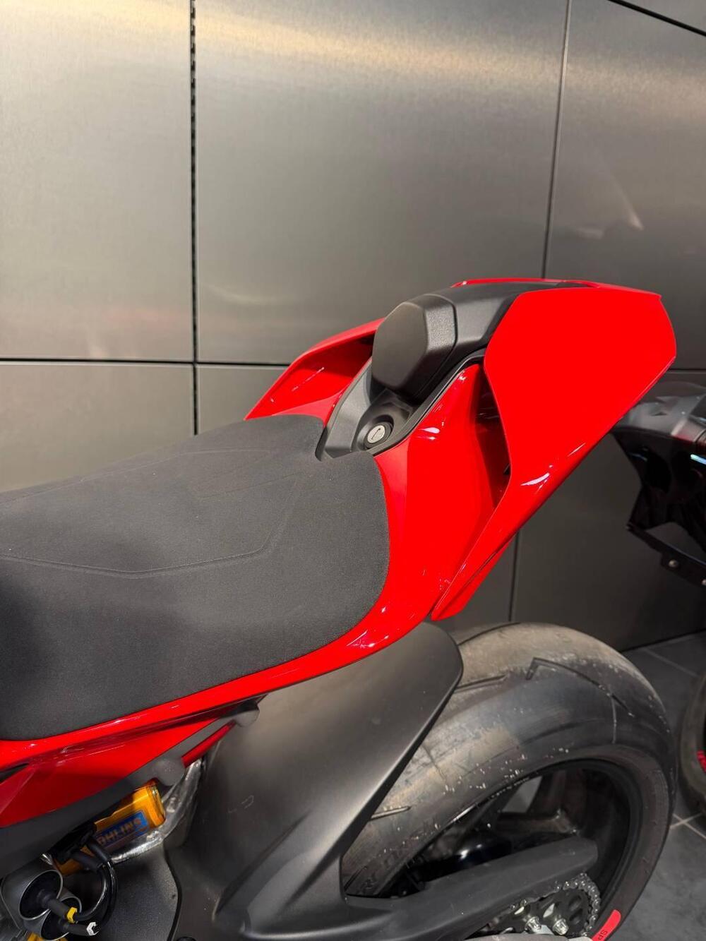 Ducati Panigale V4 S (2025) (11)