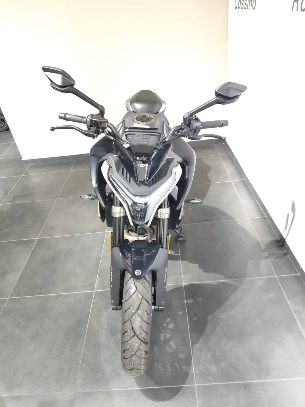 CFMOTO 800NK Sport (2023 - 25) (3)