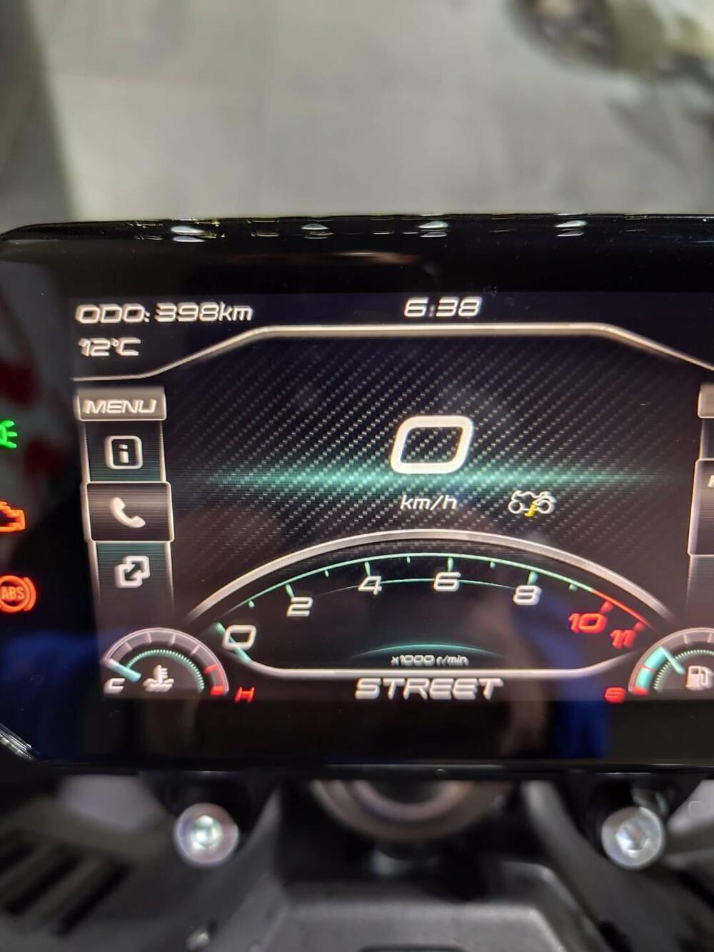 CFMOTO 800NK Sport (2023 - 25) (8)