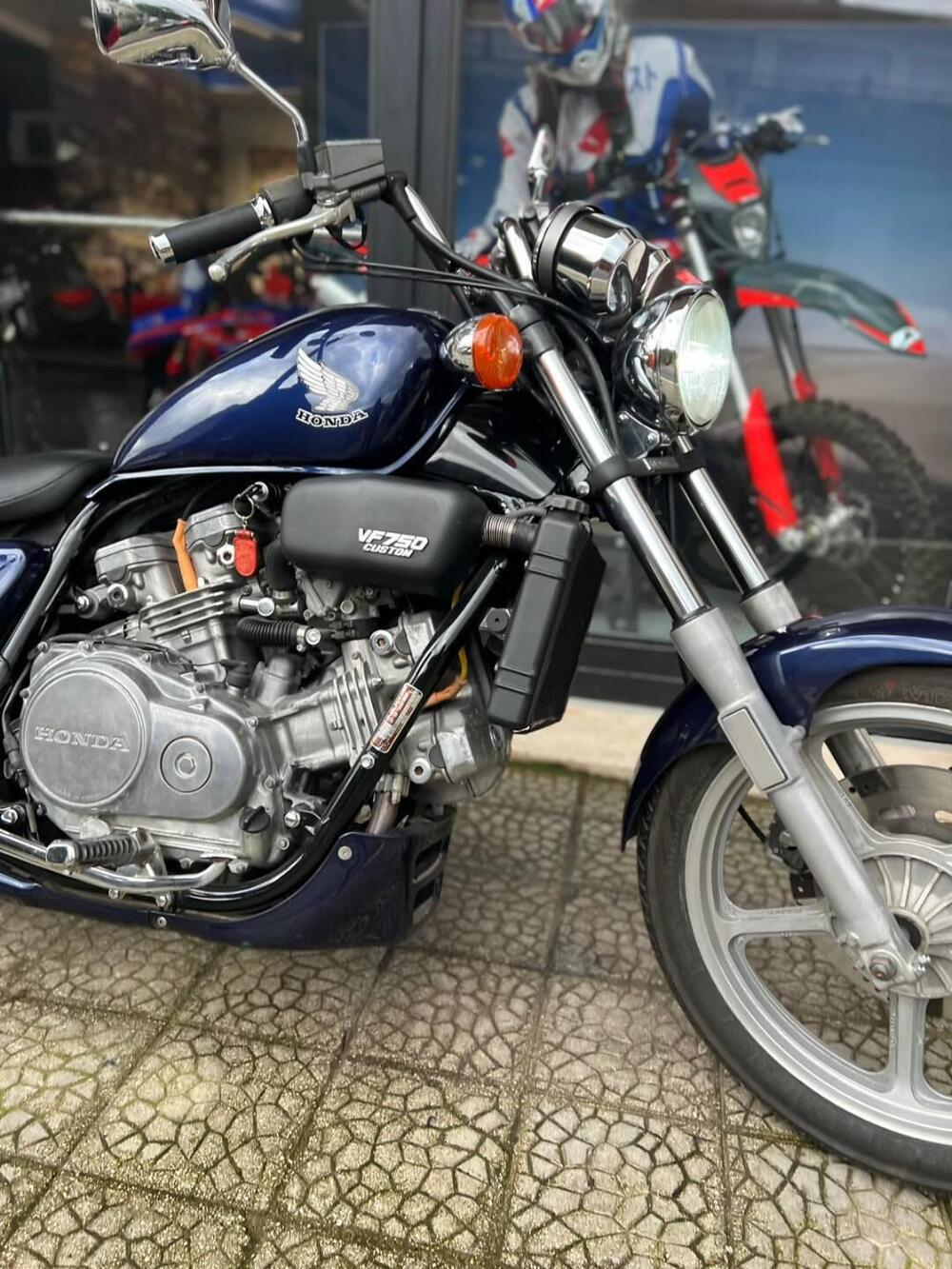 Honda VF 750 C (1985 - 01) (6)