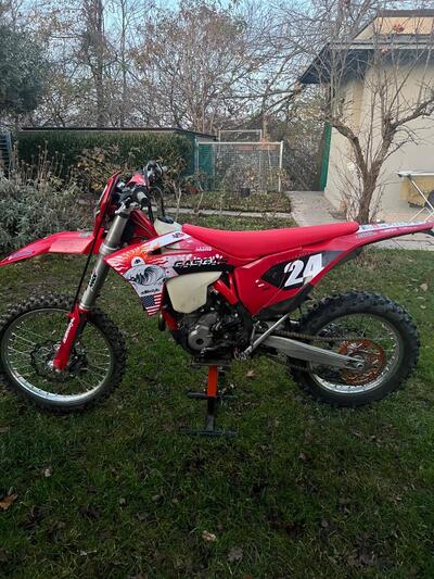 GASGAS EC 250 F (2023) usata