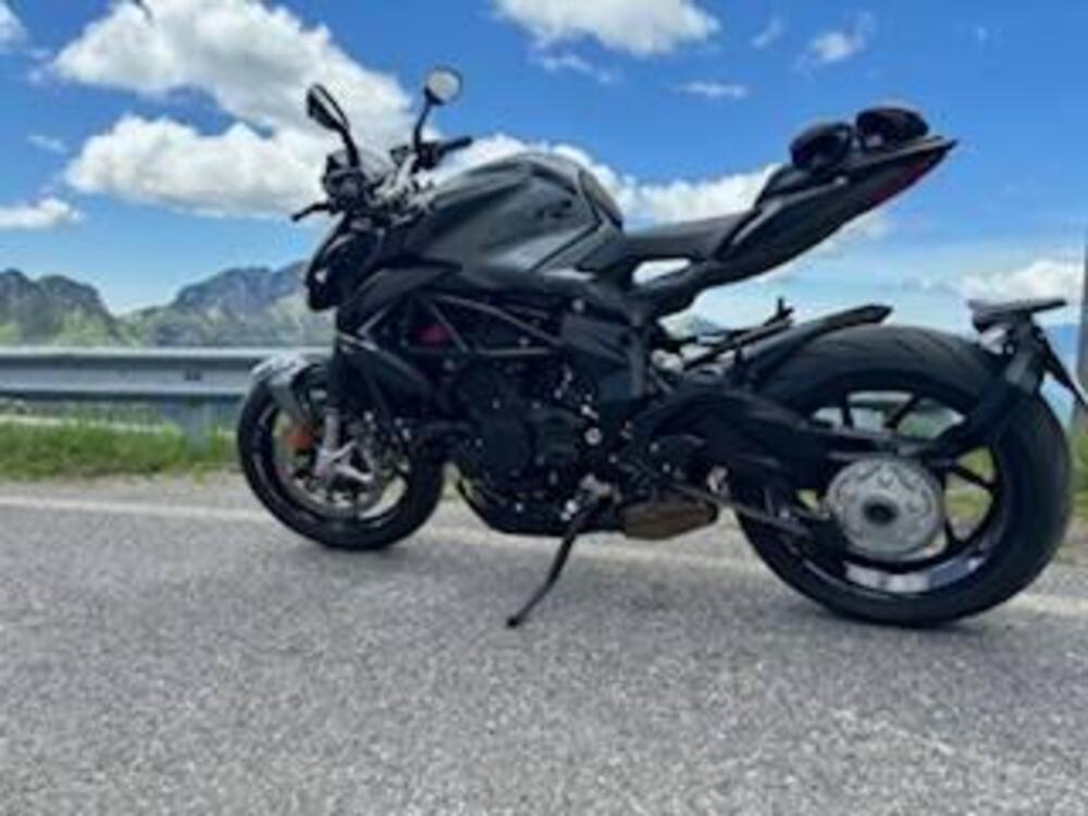 MV Agusta Brutale 800 RR (2021 - 25) (4)