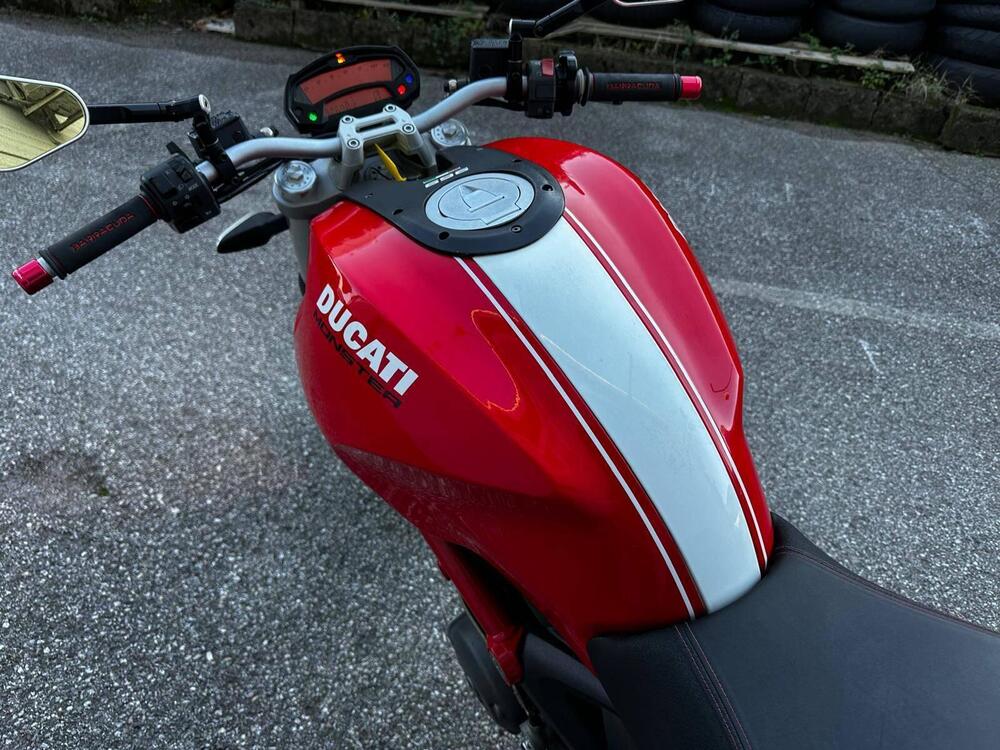 Ducati Monster 696 ABS (2009 - 14) (4)