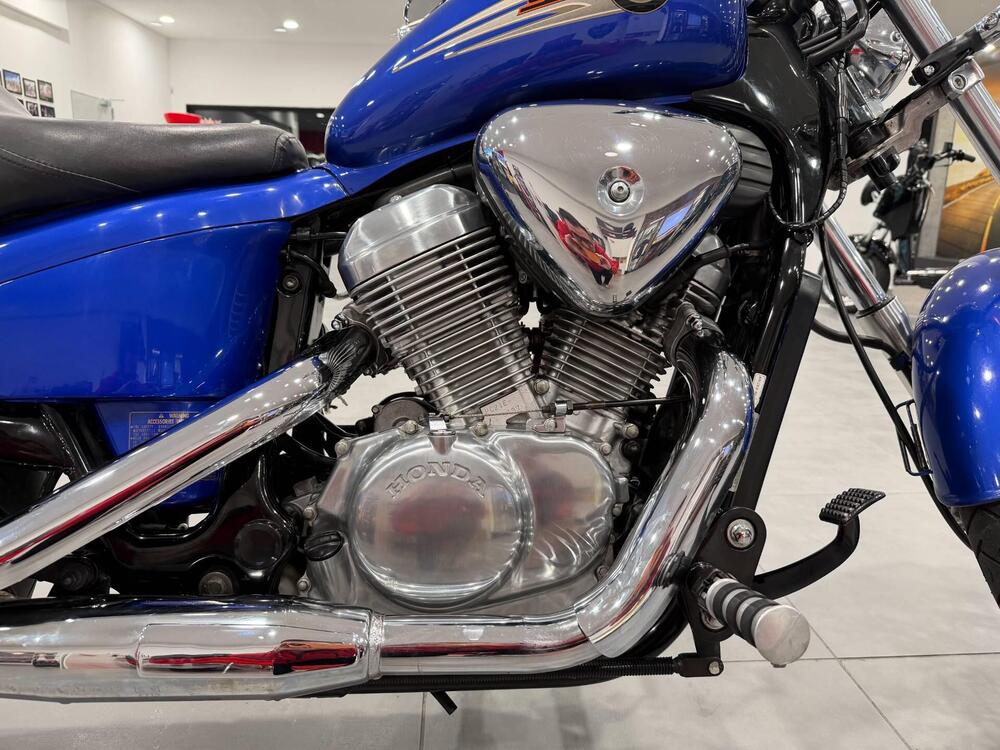 Honda VT 600 C Shadow (1989 - 02) (17)