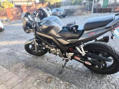 Suzuki SV 650 (2006 - 11) usata
