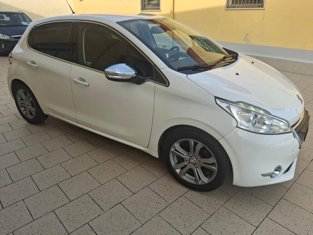 Peugeot 208 usata a Foggia (2)