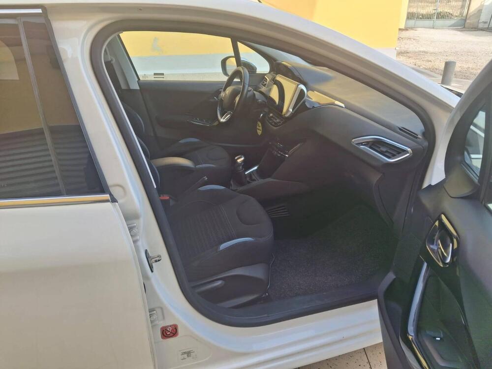 Peugeot 208 usata a Foggia (8)