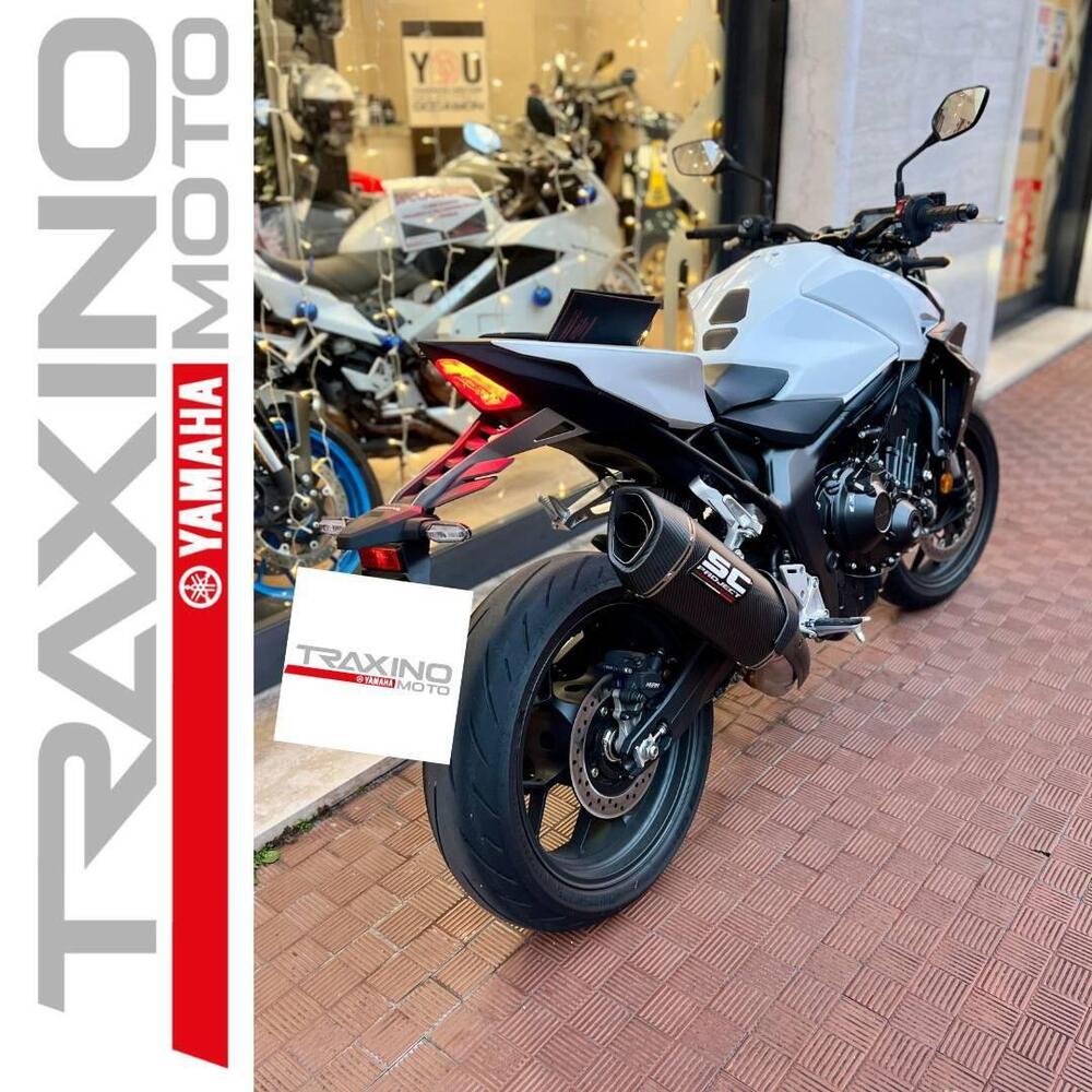 Honda CB 1000 Hornet (2025 - 26) (4)