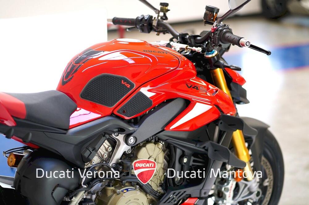 Ducati Streetfighter V4 S (2023 - 24) (10)