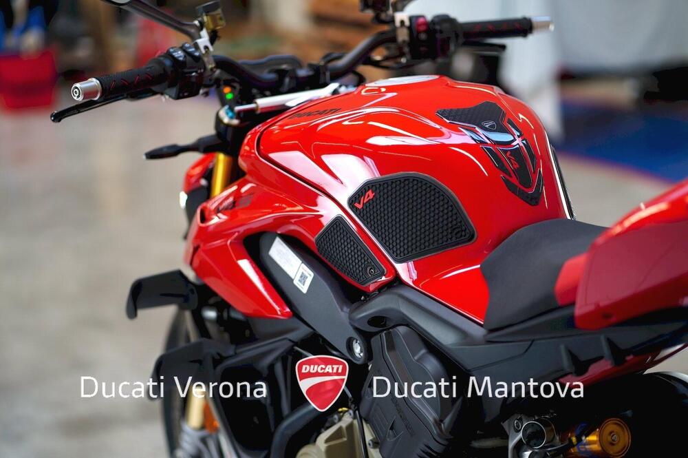 Ducati Streetfighter V4 S (2023 - 24) (15)