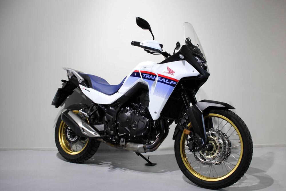 Honda Transalp XL750 (2025) (2)