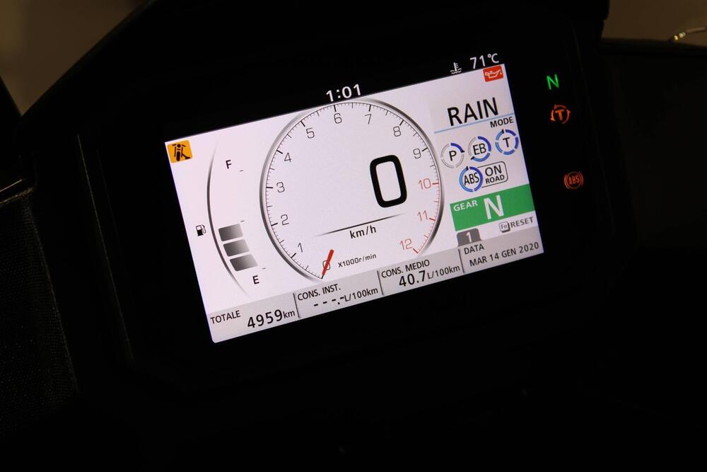 Honda Transalp XL750 (2025) (6)