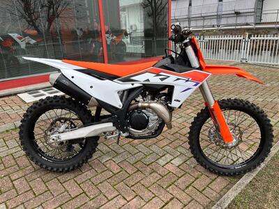 KTM 450 SX-F (2023) nuova