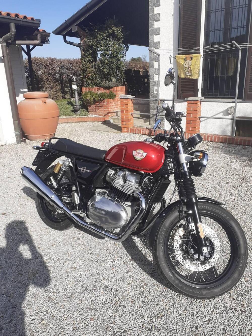 Royal Enfield Interceptor 650 (2021 - 25)