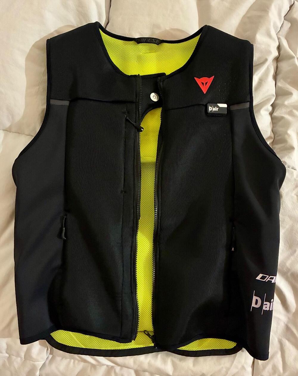 Moto Guzzi V7 III Stone (2017 - 20) (6)