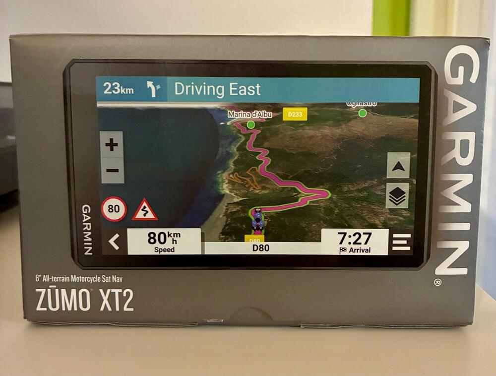 Moto Guzzi V7 III Stone (2017 - 20) (7)