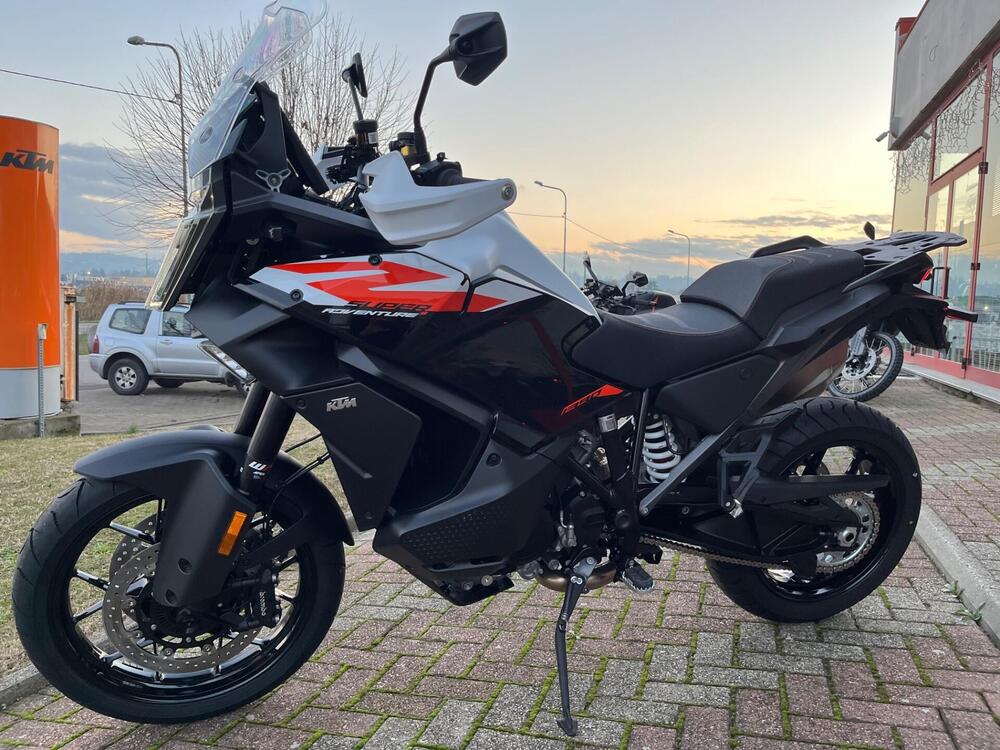 KTM 1390 Super Adventure S (2026) (9)