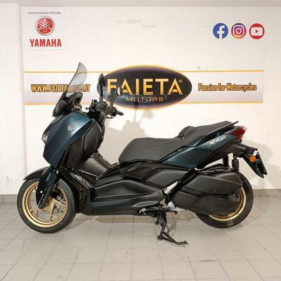 Yamaha X-Max 300 Tech Max (2021 - 24) usata