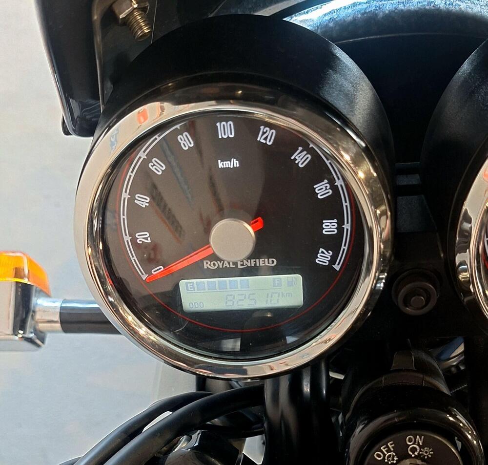 Royal Enfield Interceptor 650 (2021 - 25) (4)