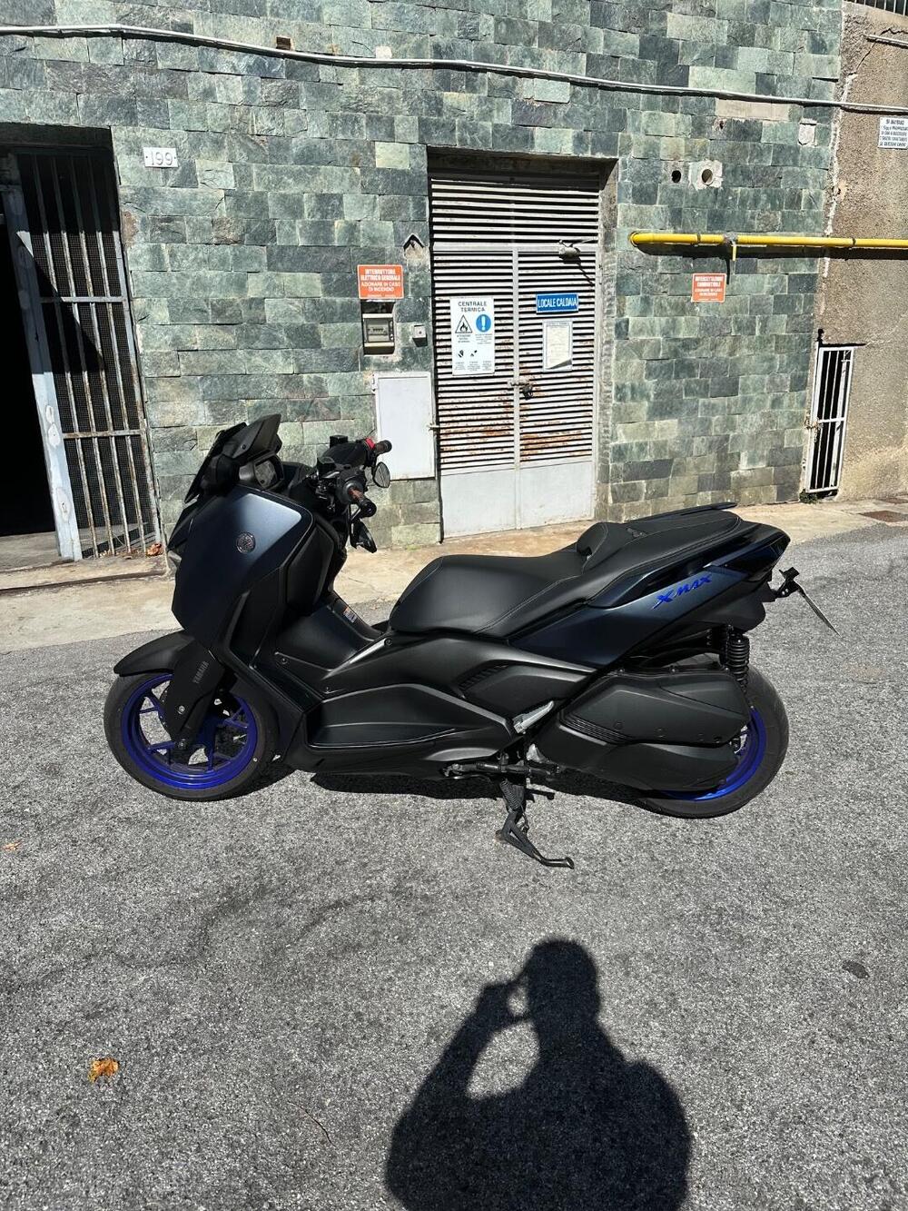 Yamaha X-Max 300 (2025) (2)