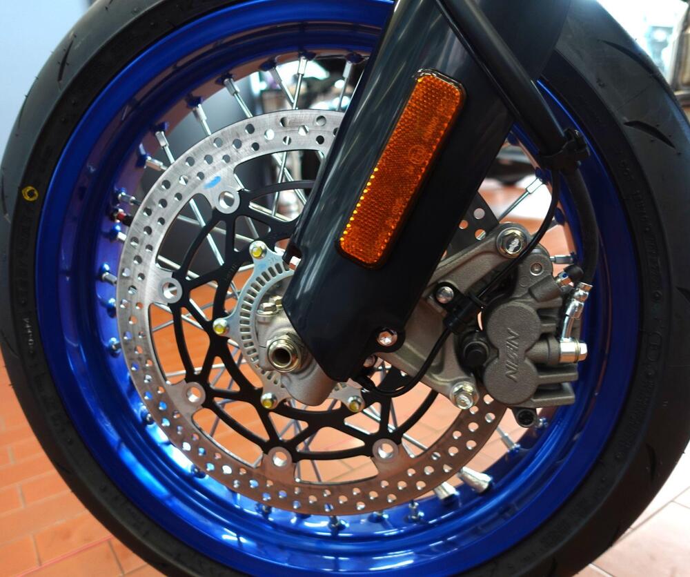 Suzuki DR-Z4SM (2025 - 26) (5)