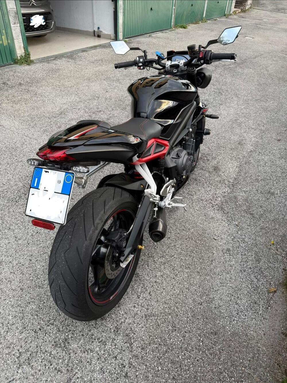 Triumph Street Triple R (2017 - 20) (4)