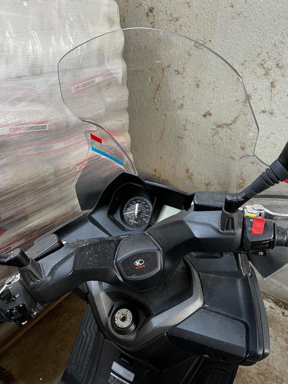 Kymco X-Town 300i (2021 - 24) (4)