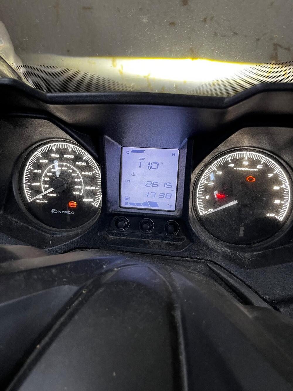 Kymco X-Town 300i (2021 - 24) (5)