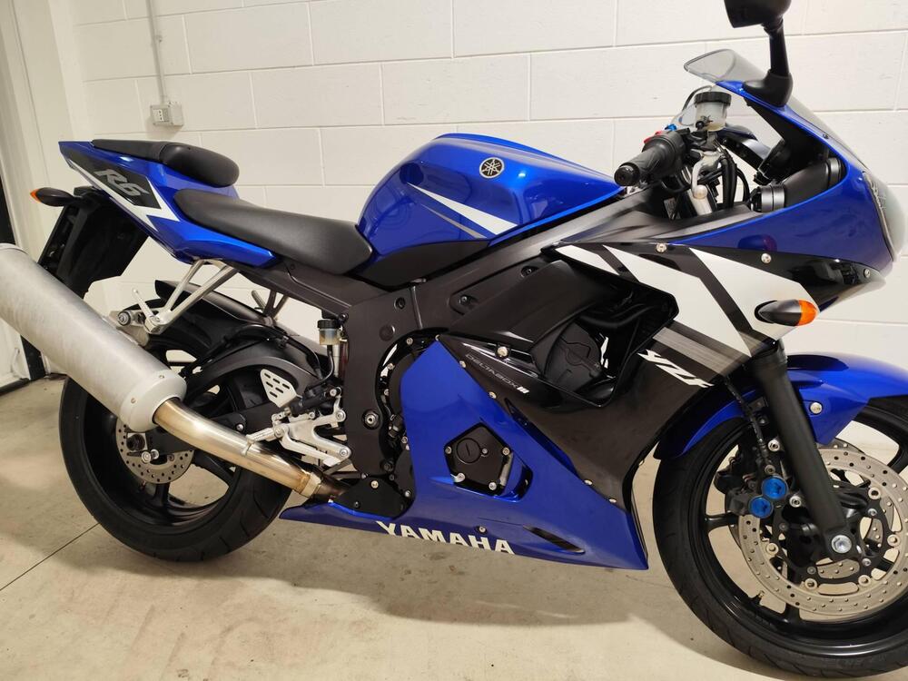 Yamaha YZF R6 (2003 - 04) (2)