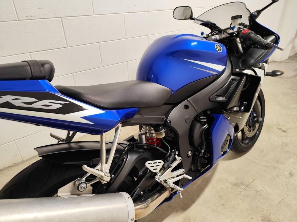 Yamaha YZF R6 (2003 - 04) (3)