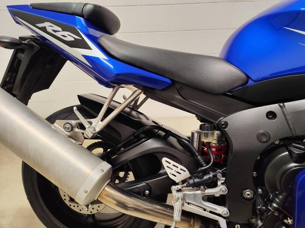 Yamaha YZF R6 (2003 - 04) (9)