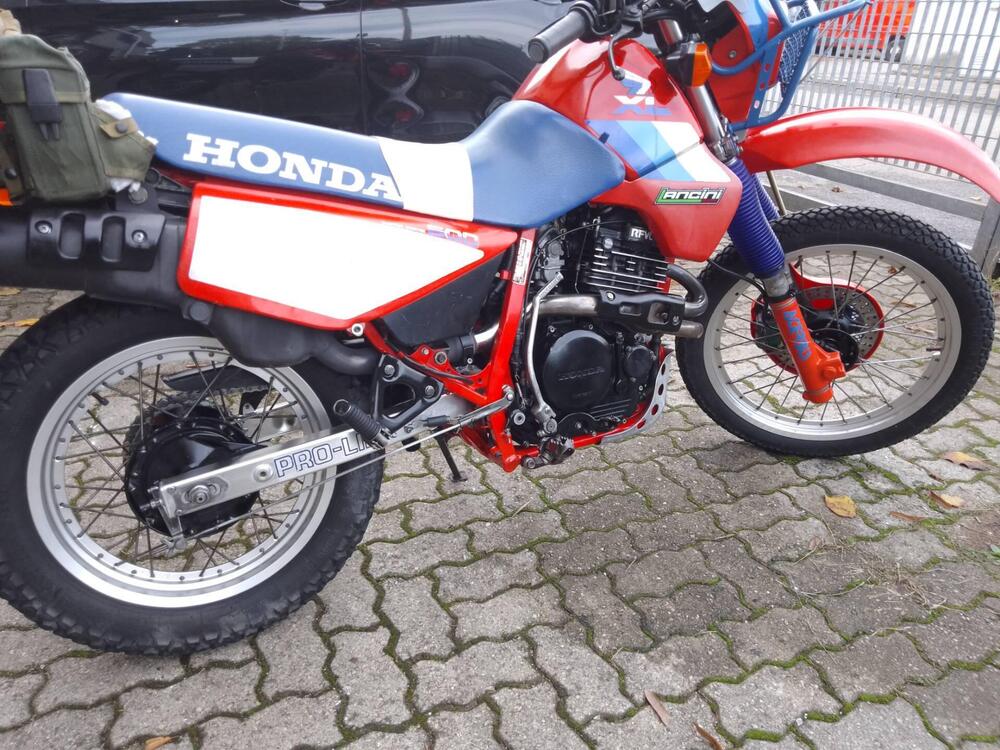 Honda XL 600 RM (2)