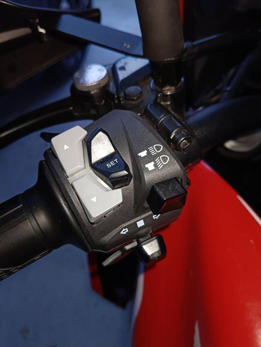 Moto Morini X-Cape 650 (2021 - 25) (5)