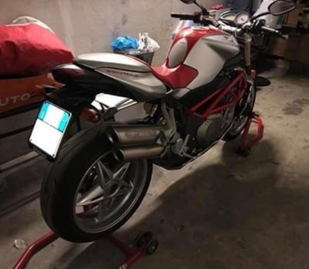 MV Agusta Brutale 910 S (2005 - 11) (2)