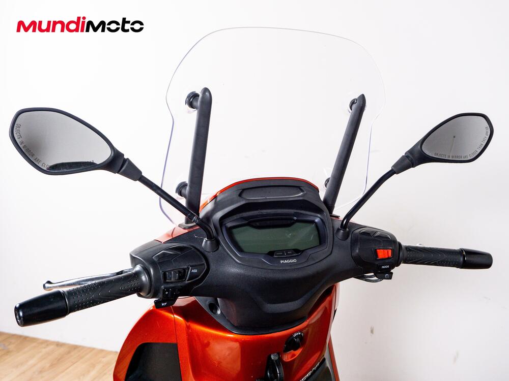 Piaggio Beverly 400 S (2025) (11)