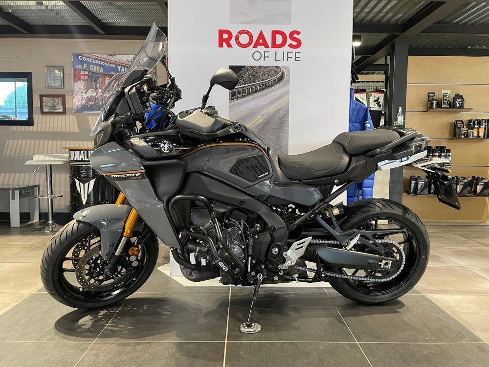 Yamaha Tracer 9 GT+ (2023 - 24) (2)