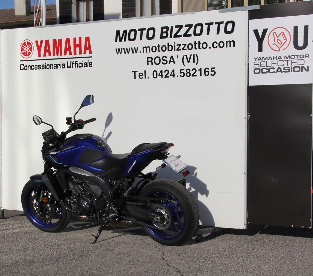 Yamaha MT-09 Y-AMT (2024 - 25) (4)
