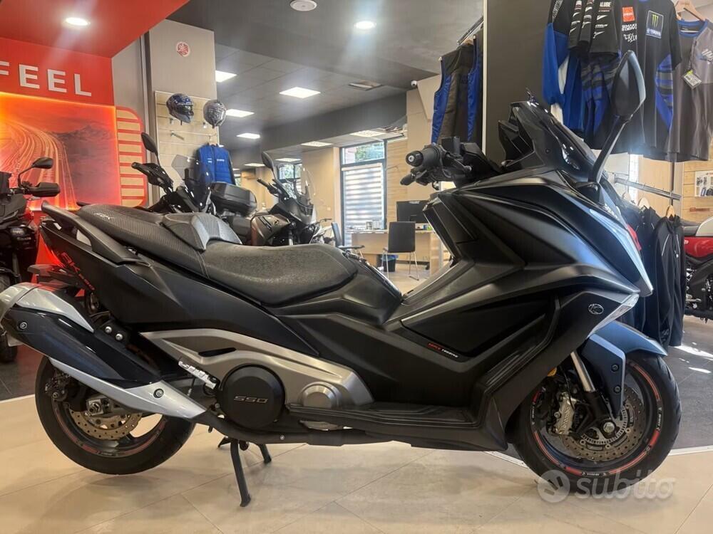 Kymco AK 550 (2017 - 19) (4)