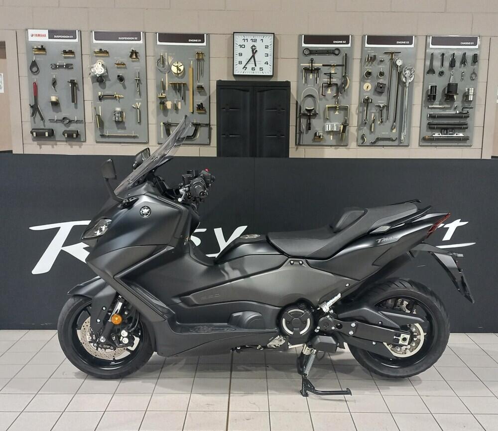 Yamaha T-Max 560 (2022 - 24) (2)