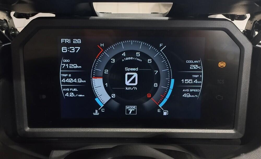 Yamaha T-Max 560 (2022 - 24) (4)