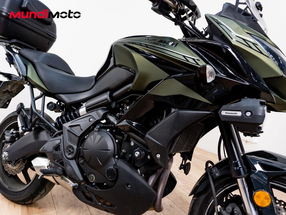 Kawasaki Versys 650 Tourer Plus SE (2017) (4)