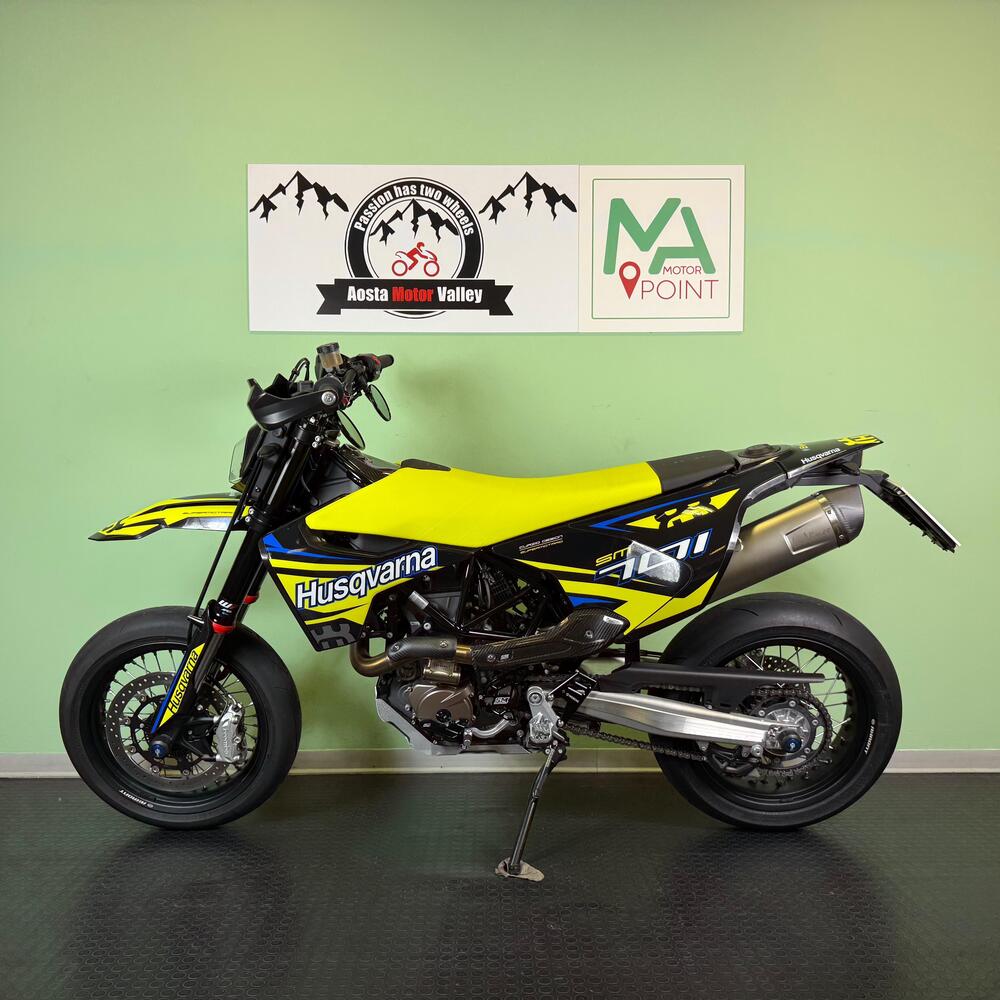 Husqvarna 701 Supermoto (2023 - 25) (2)