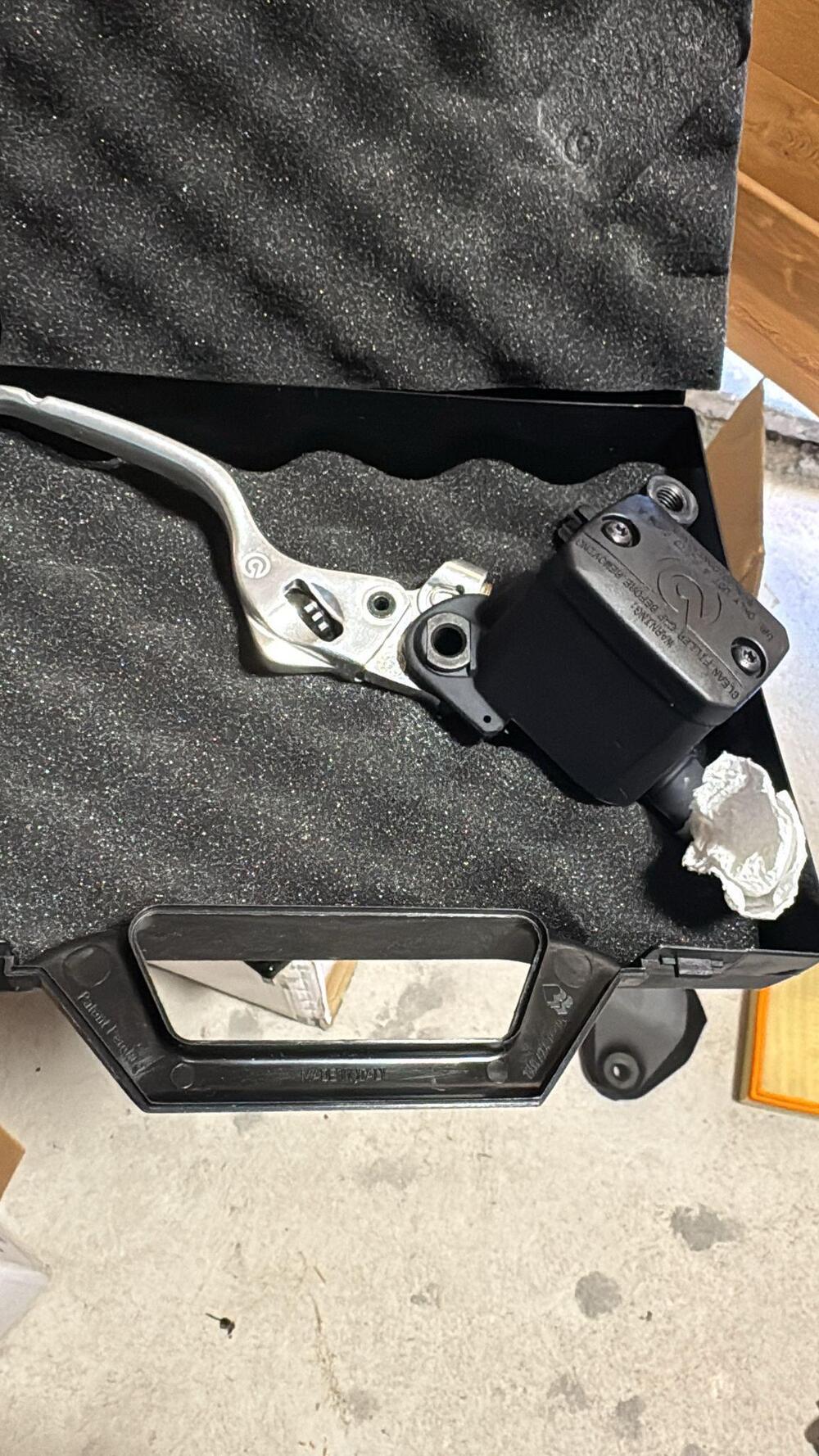 Husqvarna 701 Supermoto (2023 - 25) (19)